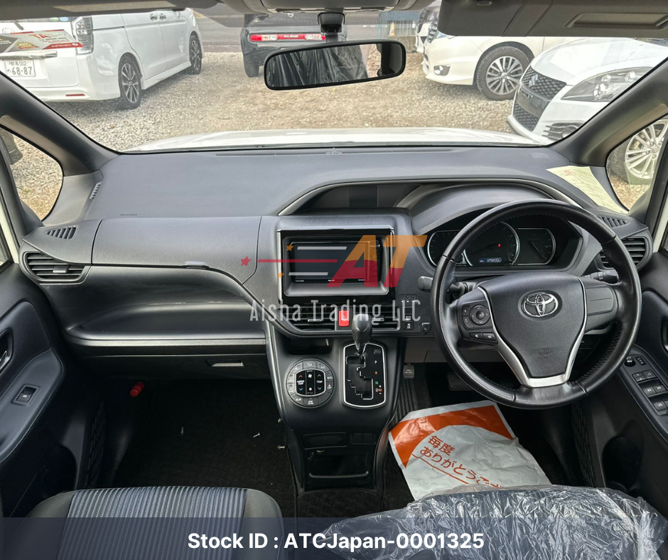 2016 Toyota Voxy